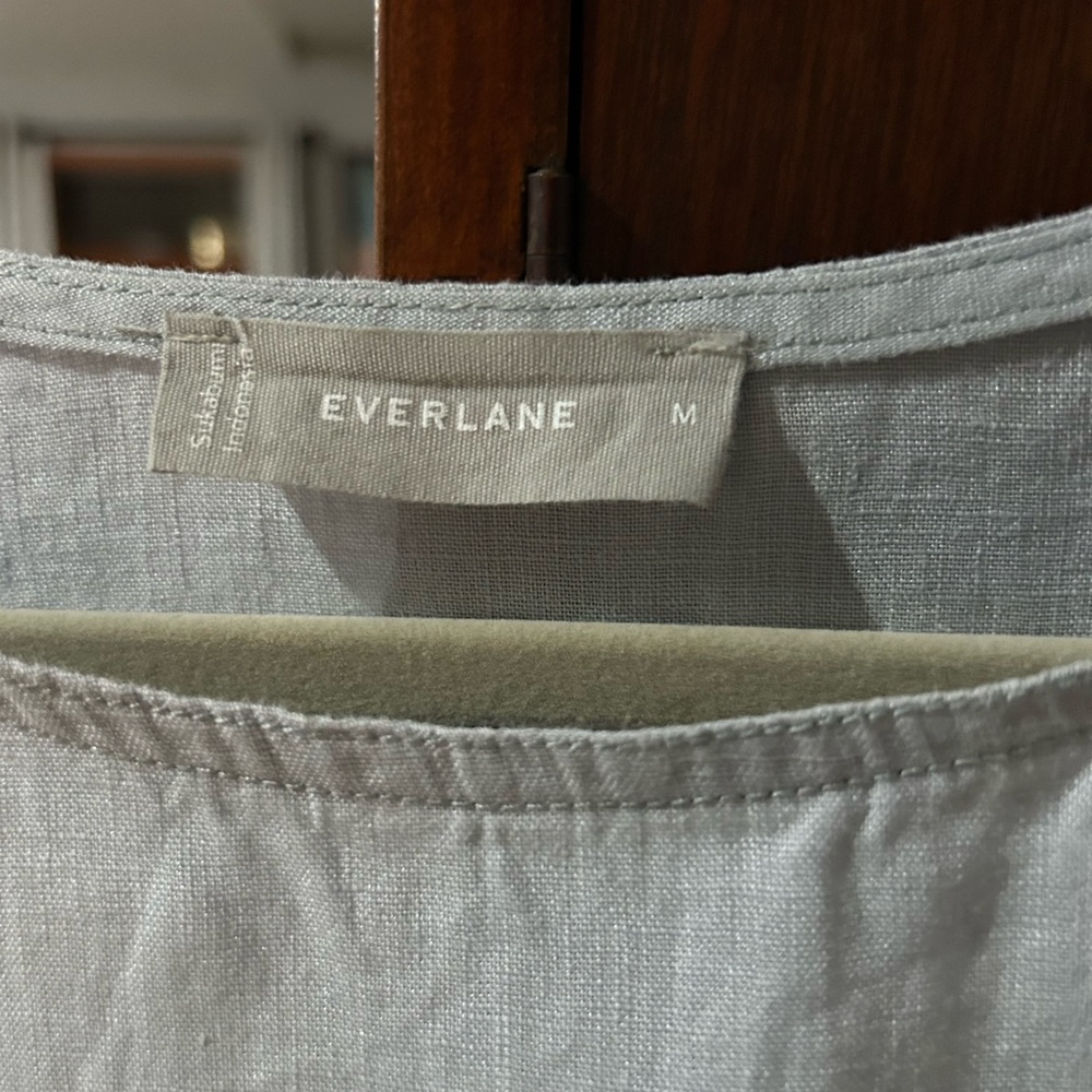 Everlane linen top - Picture 3 of 6